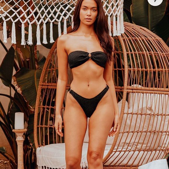 Lulus Cabana Life Black Smocked Strapless Bikini Top Lrg - Picture 2 of 9